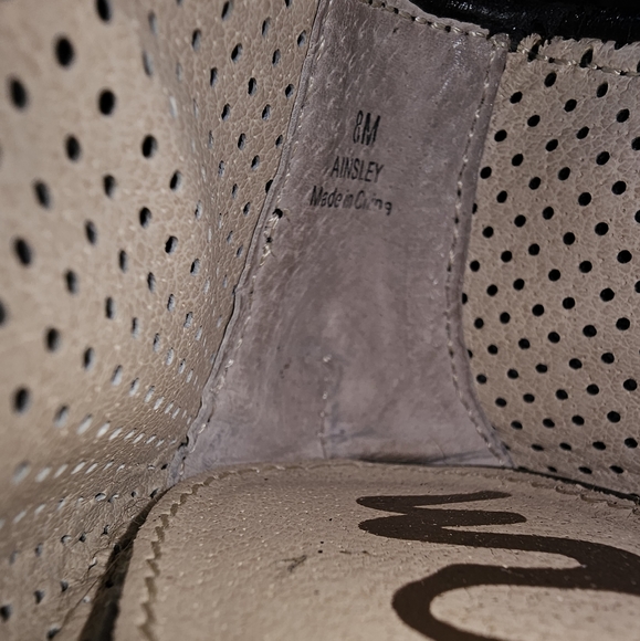 Sam Edelman Ainsley Black Ballet Flats - Picture 6 of 8